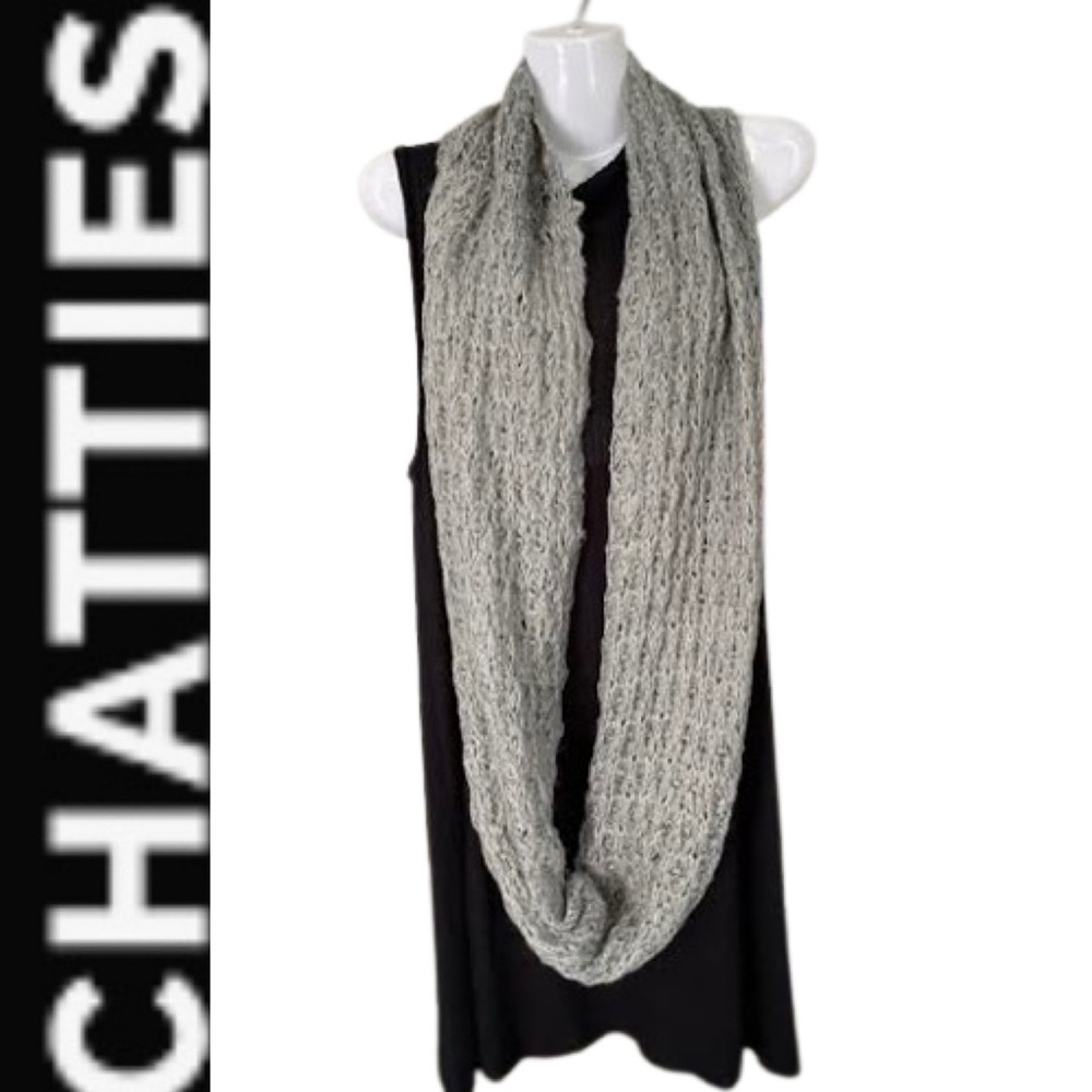 Universal Sparkley Scarf Chatties